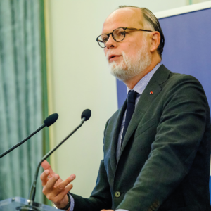 Edouard Philippe, Institut Choiseul